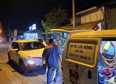 Vá vỏ Lưu Động Đêm Tại KCN Nam Thuận - Đức Hoà Đông Long An